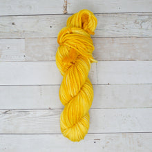 Load image into Gallery viewer, Lemonade | Cozy Bulky