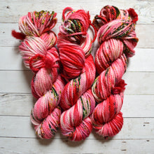 Load image into Gallery viewer, Rose Petals | Cozy Bulky