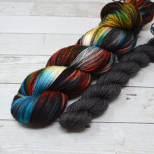 Load image into Gallery viewer, Backwoods | Shawl Kit