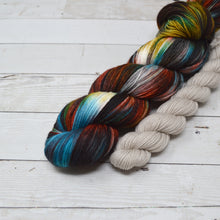 Load image into Gallery viewer, Backwoods | Shawl Kit