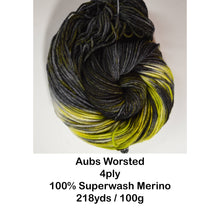 Load image into Gallery viewer, Black Cat | Aubs Worsted