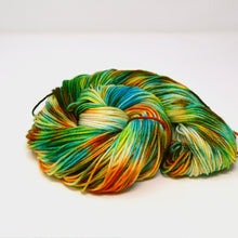 Load image into Gallery viewer, Crazy Daisy | Aubs Worsted