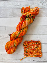Load image into Gallery viewer, Orange Trumpet | Cozy Bulky