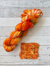 Load image into Gallery viewer, Orange Trumpet | Aubs Worsted
