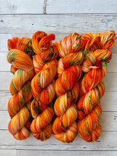 Load image into Gallery viewer, Orange Trumpet | Aubs Worsted