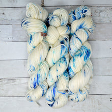 Load image into Gallery viewer, Crystallize | Aubs Worsted