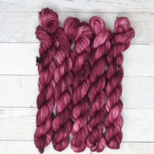 Load image into Gallery viewer, Garnet | Addy Mini