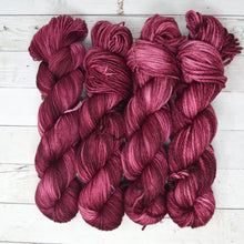 Load image into Gallery viewer, Garnet | Addy Socks