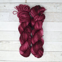 Load image into Gallery viewer, Garnet | Joxer DK