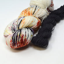 Load image into Gallery viewer, Mary Speckles | Sock Set
